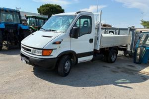 Iveco Daily ribaltabile trilaterale