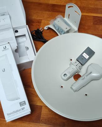 WIFI Ubiquiti NanoBridge M5 NB-5G25 EU+NanoST M5
