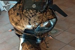 Moto Yamaha r6