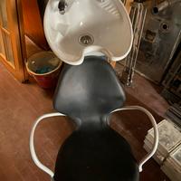 Sedia con lavatesta per parrucchiere