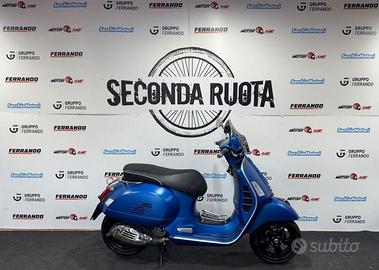 Vespa 300 GTS Super Sport