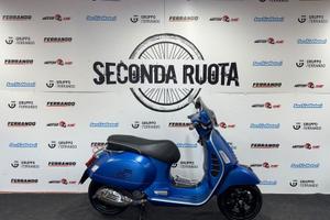 Vespa 300 GTS Super Sport