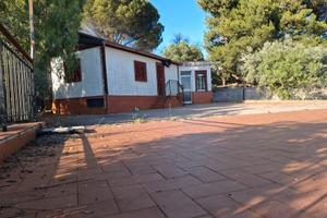 Villetta via esterna monte caputo