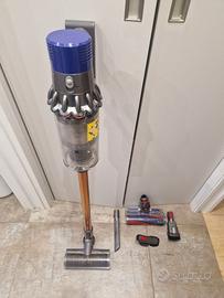 Dyson V10