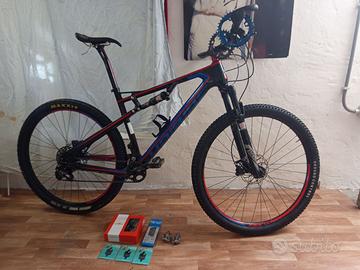 Mountain bike full suspension 29"