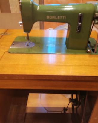 Macchina da cucire cucitrice Borletti anni 60 rata