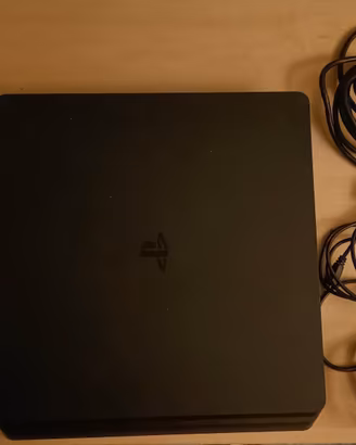 PS4 Slim 500GB + 2 Controller + cavi