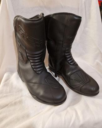 Stivali scarpe in pelle nera per moto TG.42 TCX