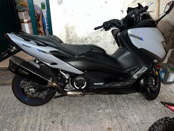 T-max 560 2021 icon grey