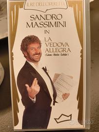 VHS Sandro massimini La vedova allegra