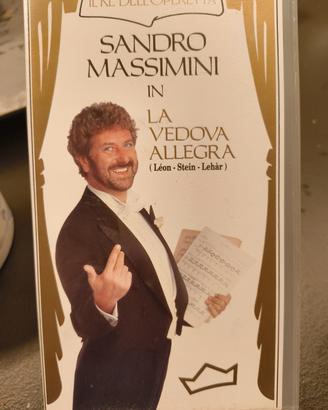 VHS Sandro massimini La vedova allegra