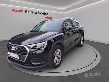AUDI Q3 45 1.4 tfsi e business s-tronic