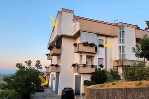 Appartamento, Garage, Mansarda Contesto Tranquillo