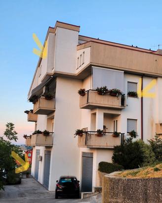 Appartamento, Garage, Mansarda Contesto Tranquillo