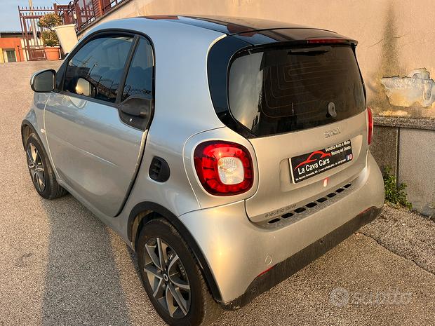 Mercedes Smart elettrica OR5708