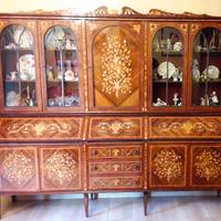 Mobile in legno stile antico scuola Maggiolini