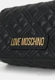 BORSETTA MOSCHINO NUOVA
