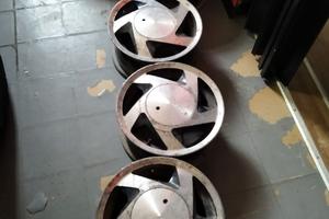 Cerchi in lega Momo vintage 13 attacco Fiat