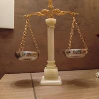 bilancia vintage in onice 