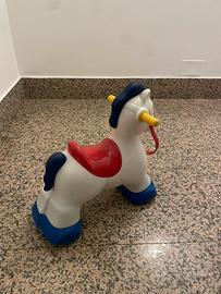 Cavalluccio con ruote chicco