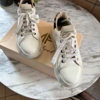 Premiata N 37