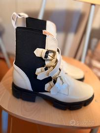 Stivaletti Pollini numero 39