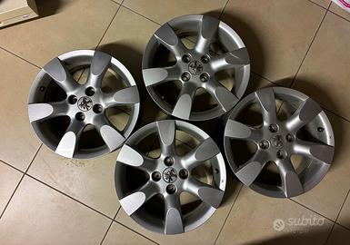 Set 4 cerchi in lega Peugeot 208/ 308 R16
