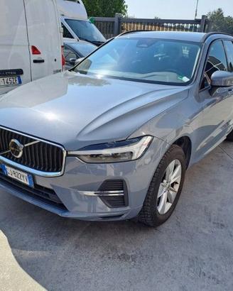 Volvo XC60 B4 D AWD Momentum N1 Autocarro