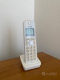 Telefono cordless Panasonic con base di ricarica