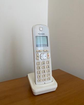 Telefono cordless Panasonic con base di ricarica