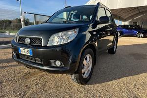 DAIHATSU Terios 1.5 4X4 BENZ-GPL