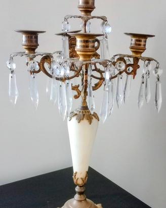 Coppia di candelabri da tavolo a cinque bracci 
