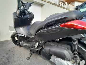 Vendo xmax 250