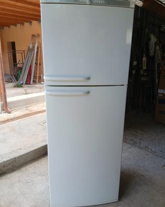 Frigorifero combinato BOSCH grande no frost 