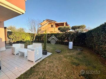 3 LOCALI A POGGIO TORRIANA