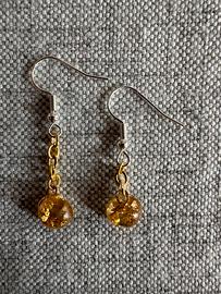 Orecchini in resina e simil oro