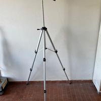 Tre piede Osawa regolabile e richiudibile