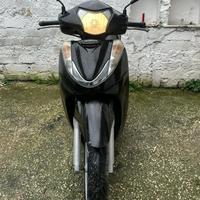 Honda sh 300