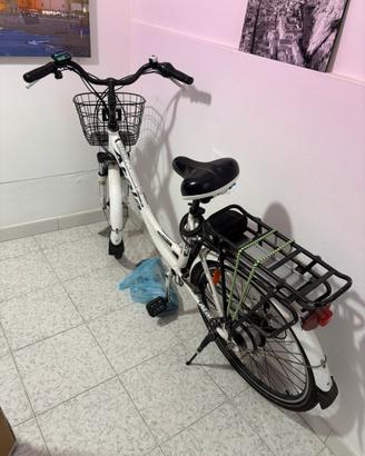 Bicicletta Atala elettrica senza batteria