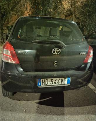 Toyota Yaris 5 porte  anno 2010
