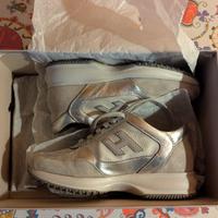 Hogan interactive da donna 35 e 1/2 grigie