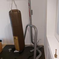 Supporto sacco da boxe + sacco