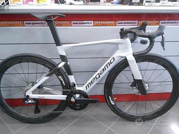 MEGAMO PULSE 04 SLR CARBON 2027 ULTEGRA 12V NEW