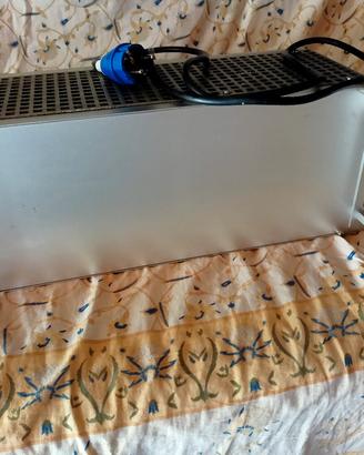 amplificatore finale rack, colore silver 