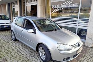 VOLKSWAGEN GOLF 1.6 5 PORTE GPL