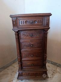 comodino antico 