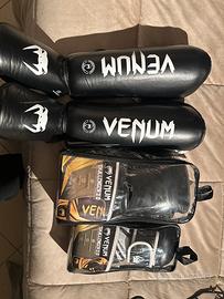 Paratibie e guantoni Venum