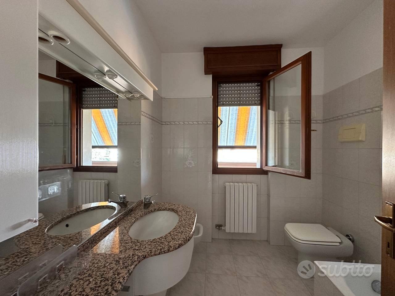 Apartment in Muggiò, San Carlo - Altro
