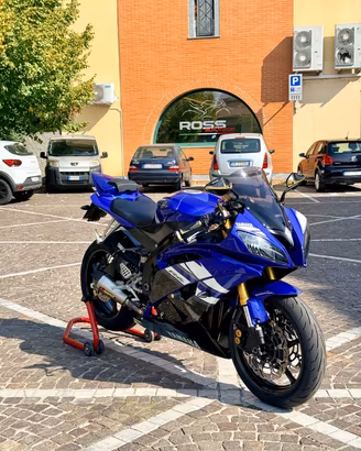 YAMAHA YZF R6 2011 AKRAPOVIC FINANZIABILE