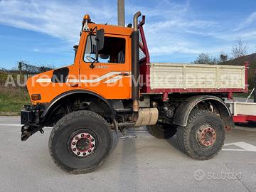 Mercedes unimog u 2400 240 cv - kommunal